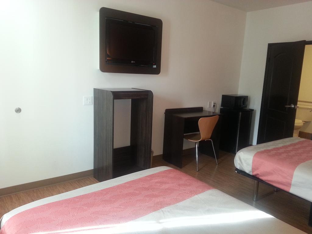 Motel 6 Bell Gardens Kültér fotó