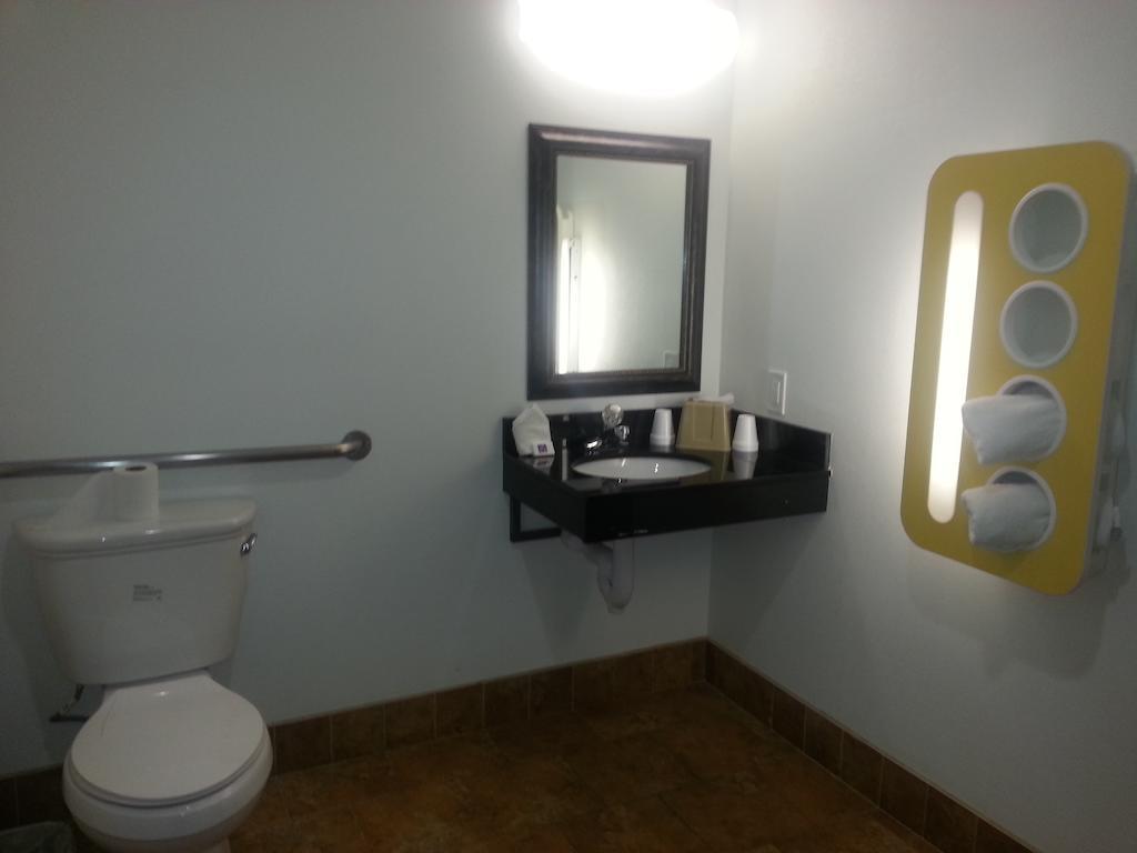 Motel 6 Bell Gardens Kültér fotó